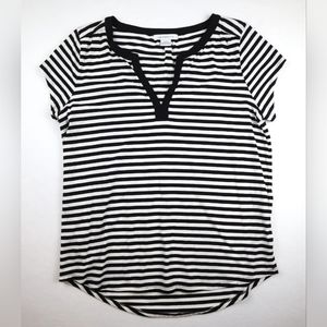 Liz Claiborne Size Medium Womens striped navy shirt
